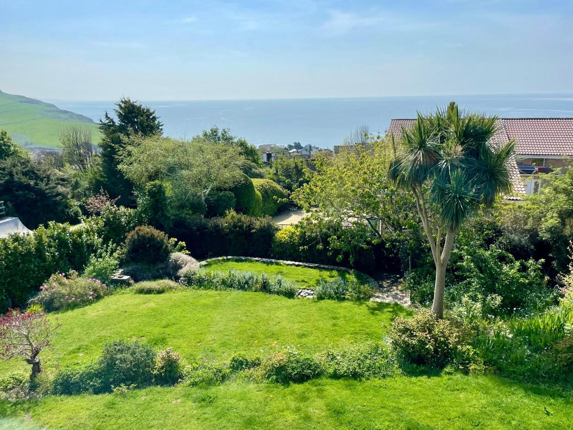 Stunning Charmouth Property With Bay Views! Exterior photo