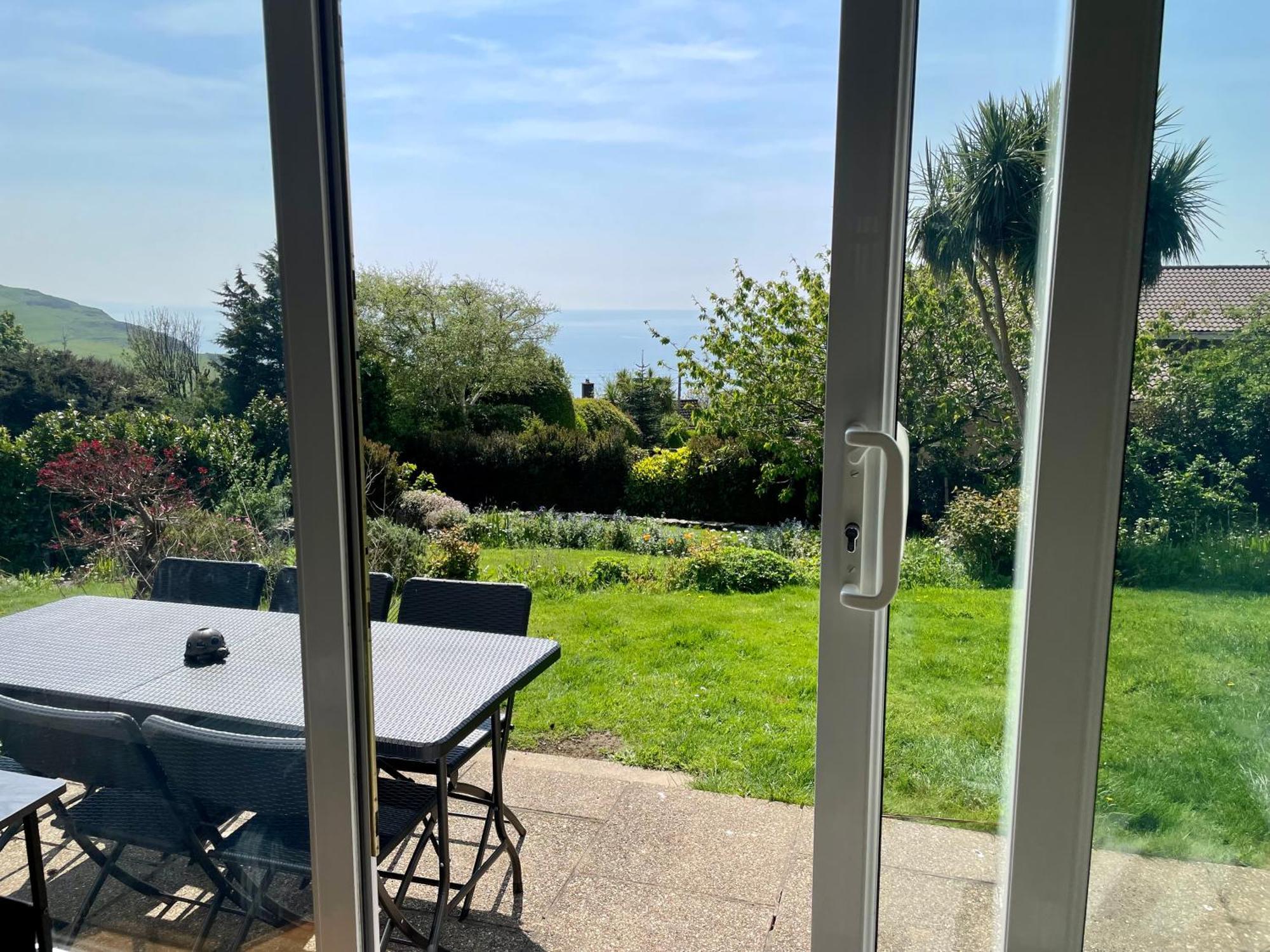 Stunning Charmouth Property With Bay Views! Exterior photo