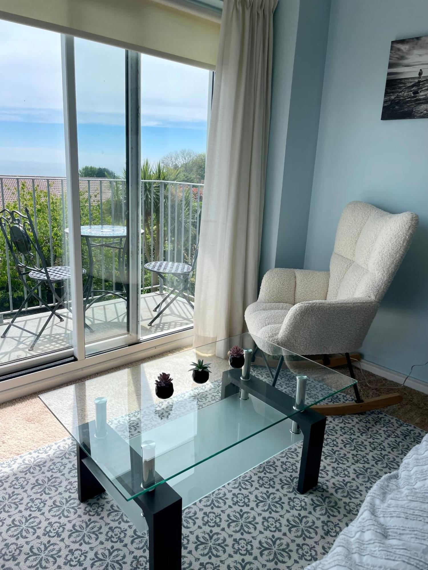 Stunning Charmouth Property With Bay Views! Exterior photo