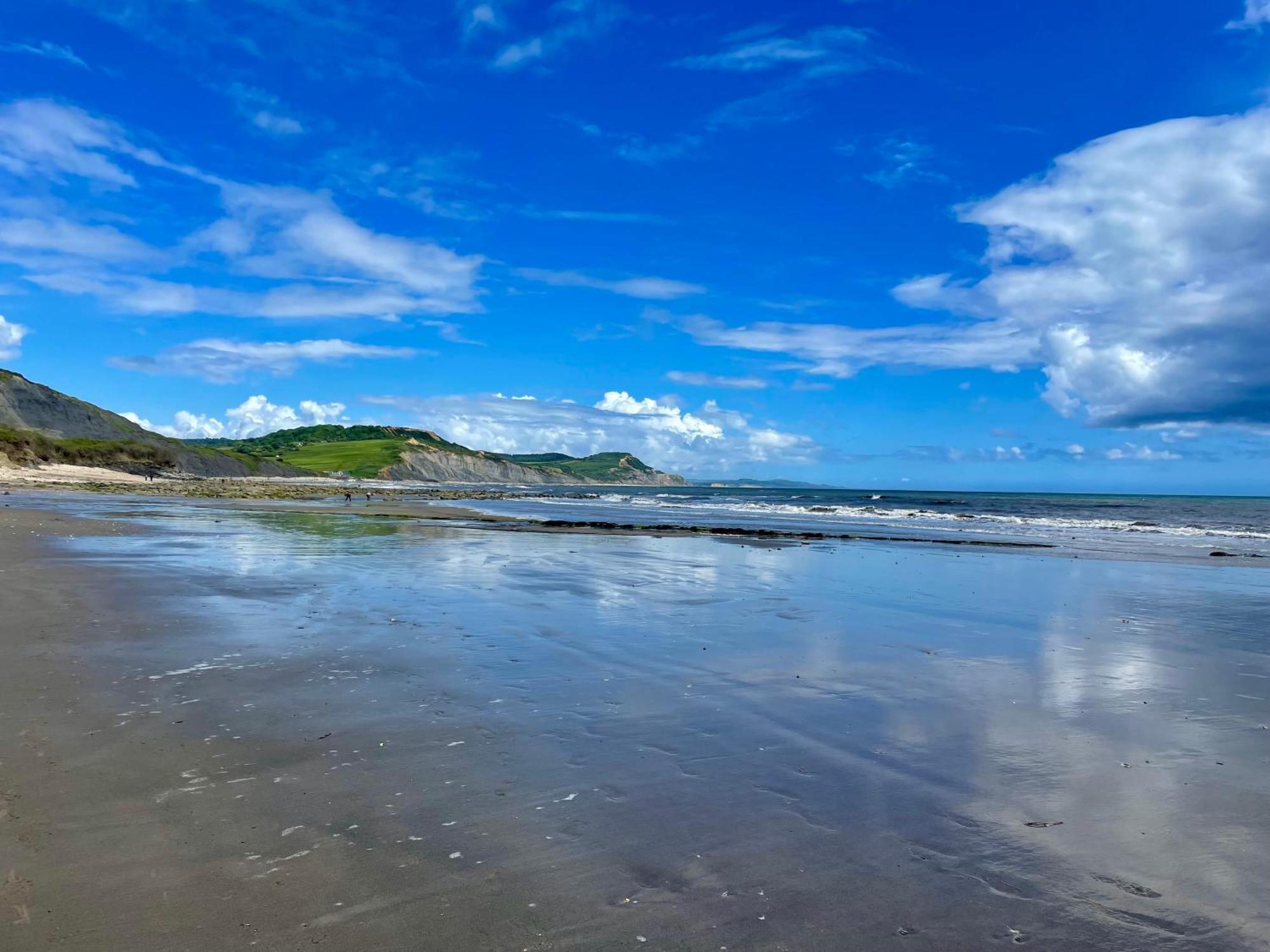 Stunning Charmouth Property With Bay Views! Exterior photo